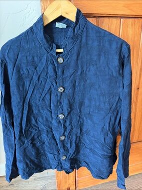 CP Shades Sausalito Navy Textured Rayon Button Up Blouse - Medium